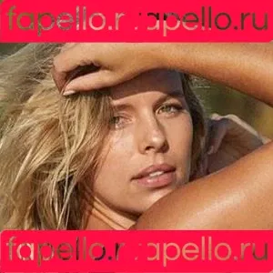 Natasha Oakley / tashoakley Onlyfans Photo Gallery 
