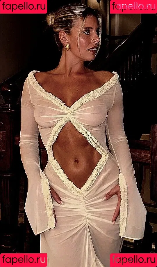Natasha Oakley / tashoakley Onlyfans Photo Gallery 
