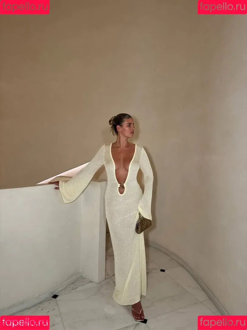 Natasha Oakley / tashoakley Onlyfans Photo Gallery 