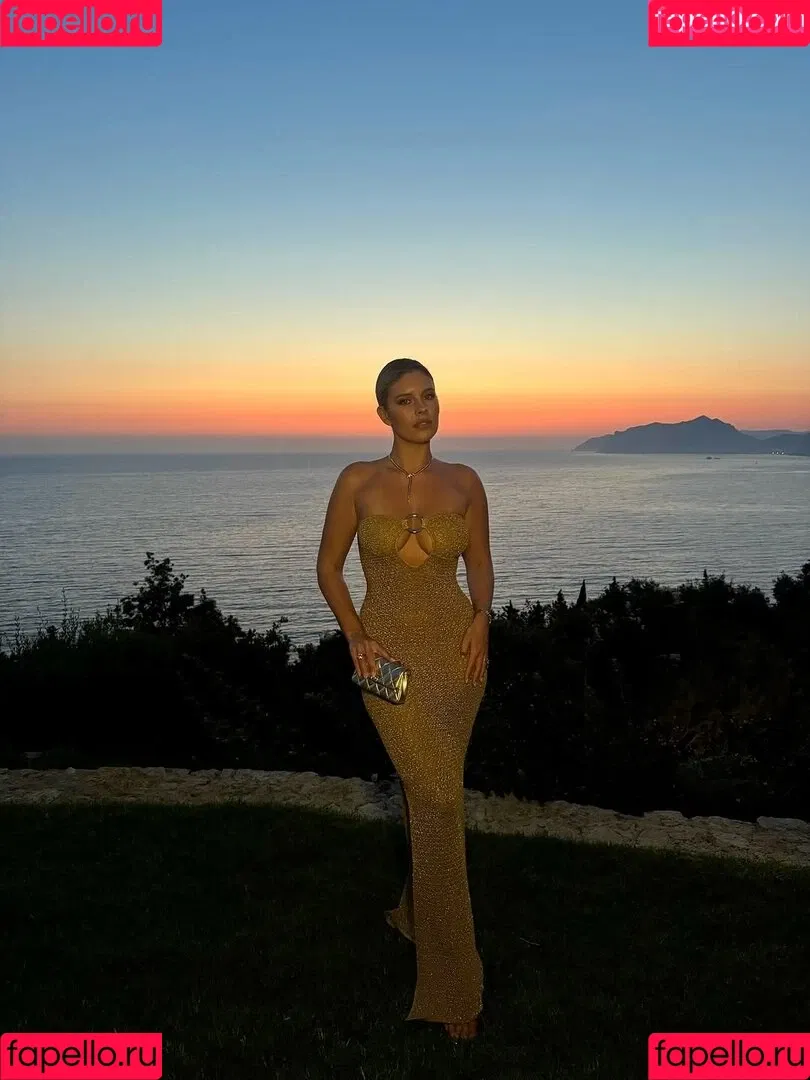 Natasha Oakley / tashoakley Onlyfans Photo Gallery 