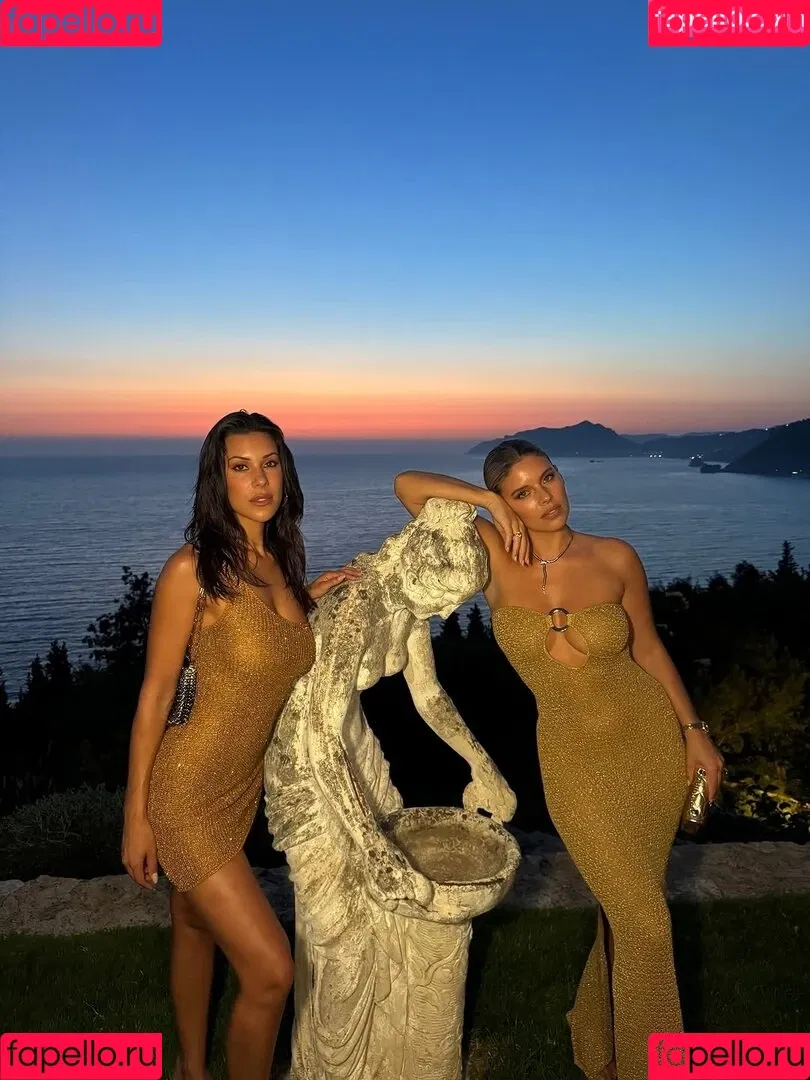 Natasha Oakley / tashoakley Onlyfans Photo Gallery 
