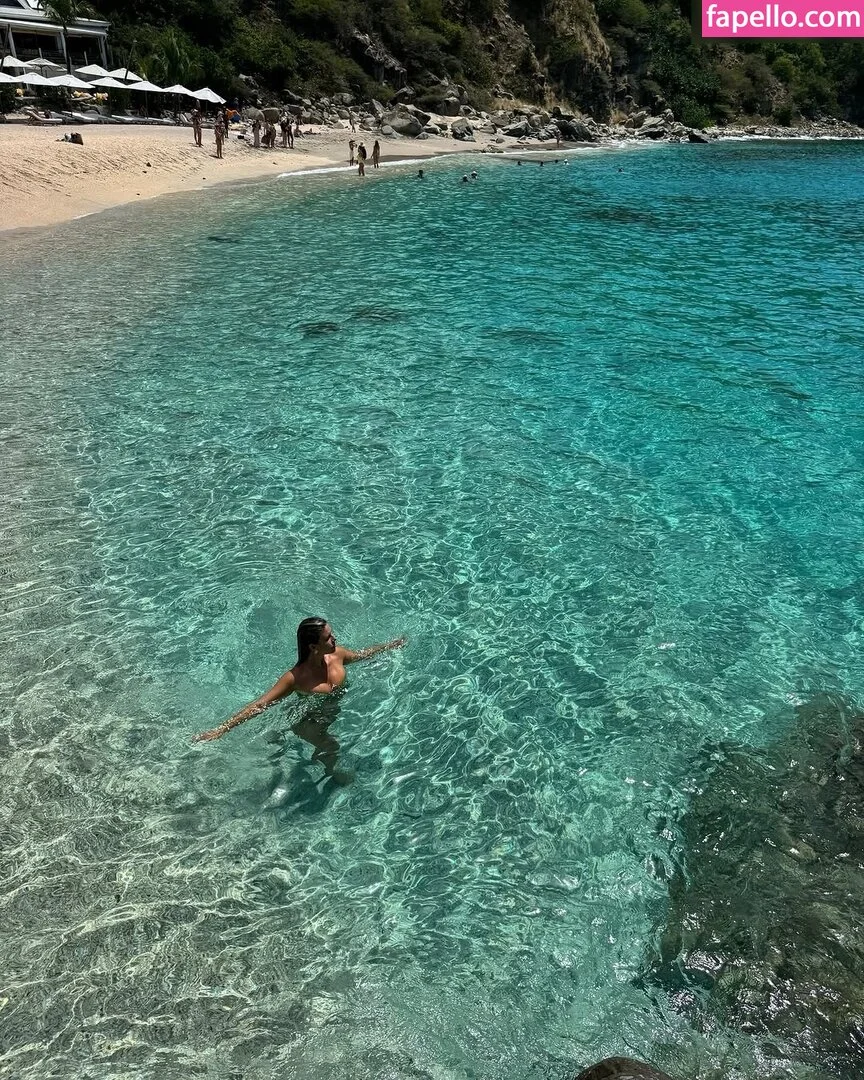 Natasha Oakley / tashoakley Onlyfans Photo Gallery 