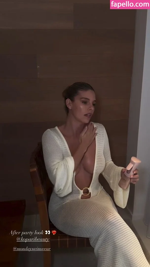 Natasha Oakley / tashoakley Onlyfans Photo Gallery 