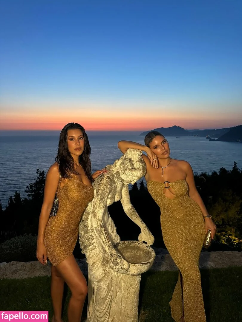 Natasha Oakley / tashoakley Onlyfans Photo Gallery 