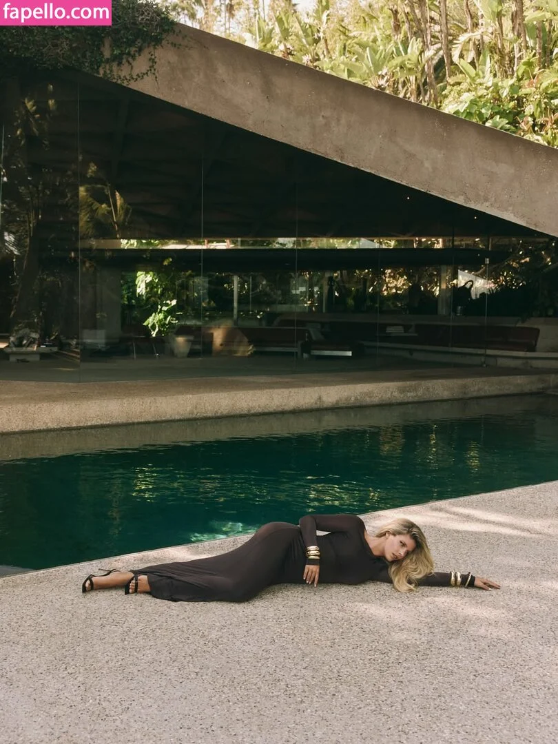 Natasha Oakley / tashoakley Onlyfans Photo Gallery 