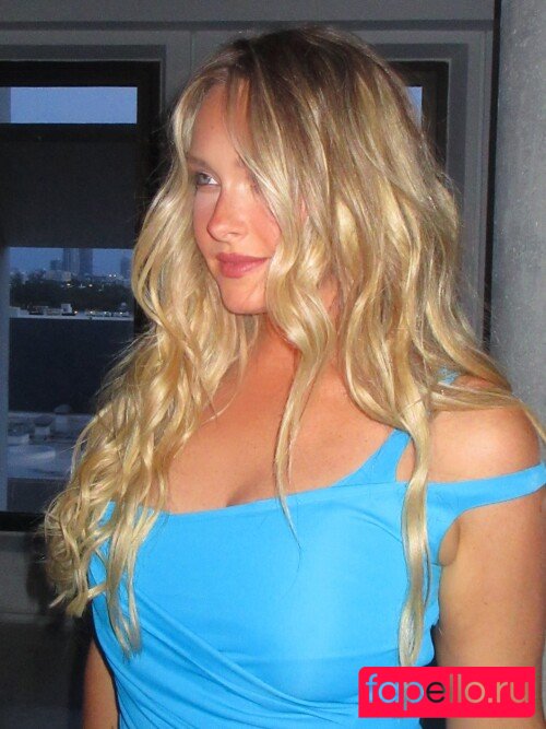 Camille Kostek Nude Onlyfans Photo 5