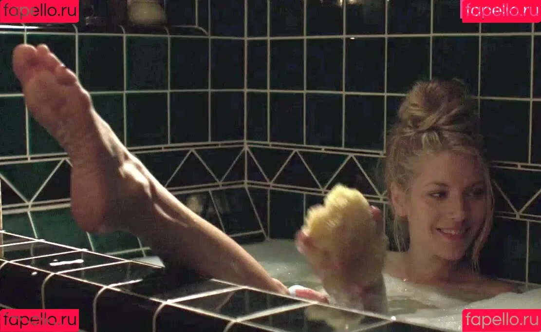 Katheryn Winnick / basic_instinct / katherynwinnick Onlyfans Photo Gallery 