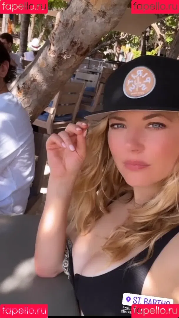 Katheryn Winnick / basic_instinct / katherynwinnick Onlyfans Photo Gallery 