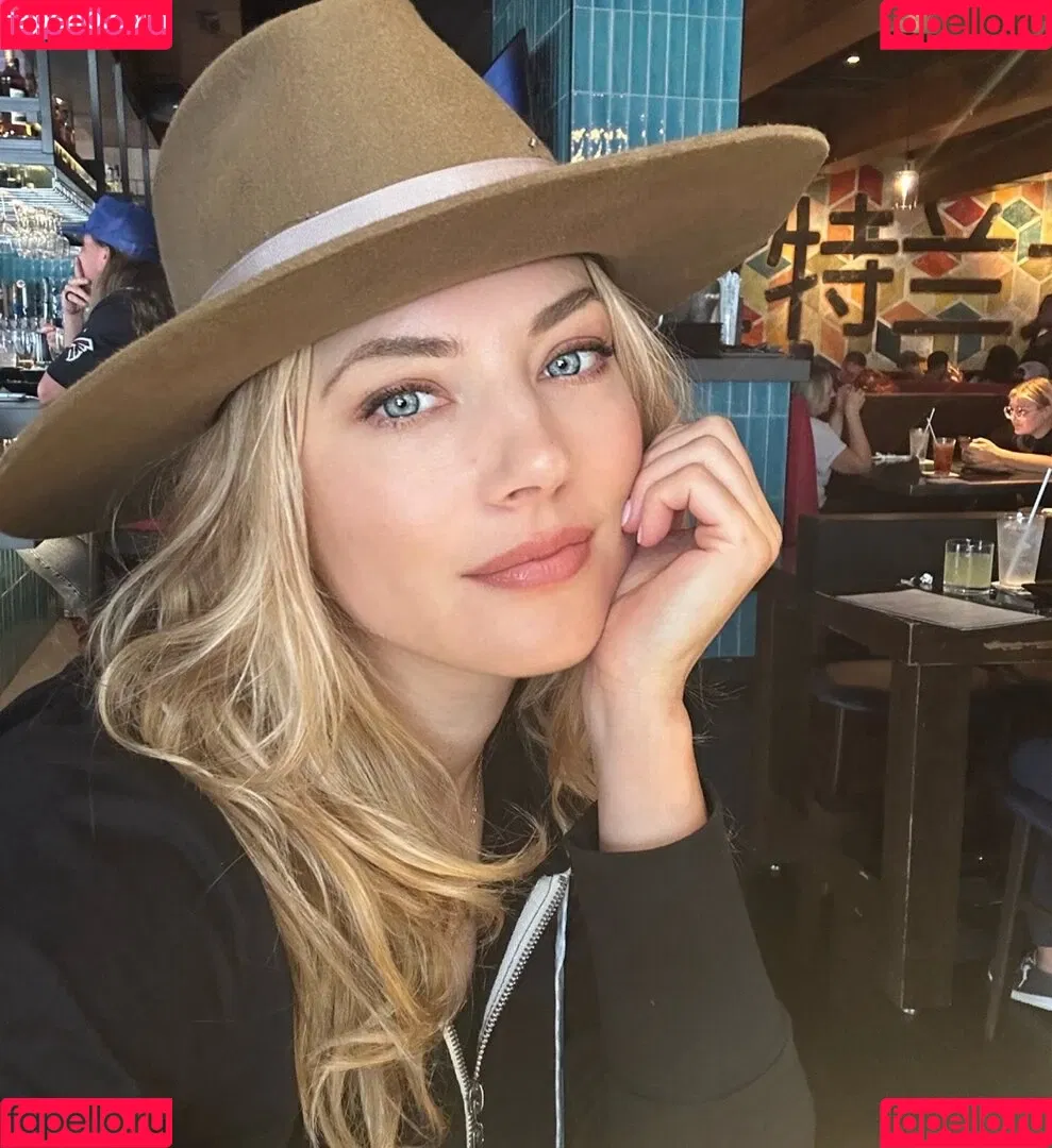 Katheryn Winnick / basic_instinct / katherynwinnick Onlyfans Photo Gallery 
