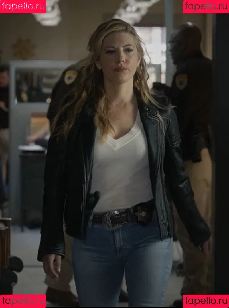 Katheryn Winnick / basic_instinct / katherynwinnick Onlyfans Photo Gallery 