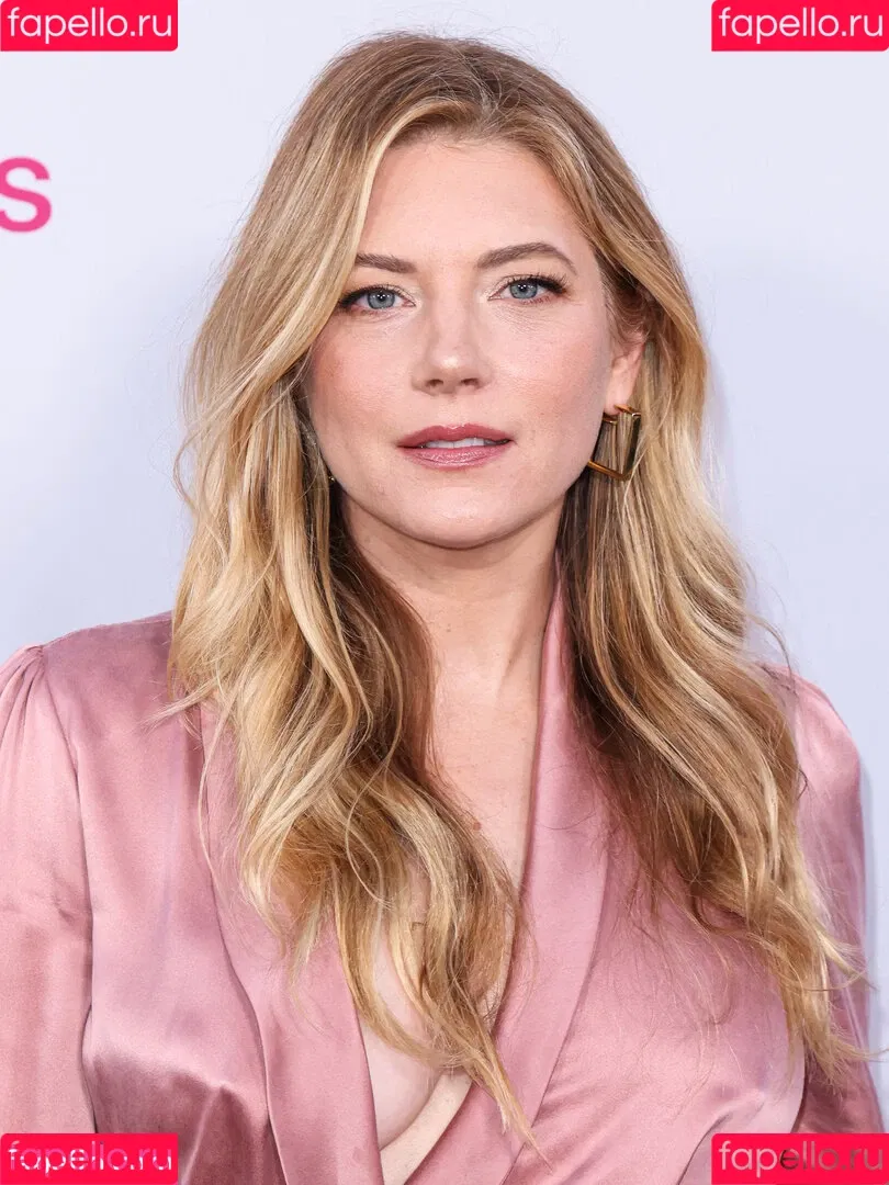 Katheryn Winnick / basic_instinct / katherynwinnick Onlyfans Photo Gallery 