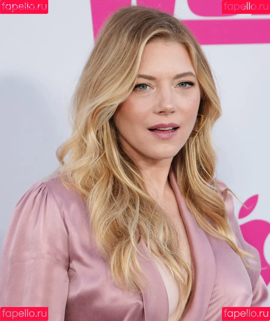 Katheryn Winnick / basic_instinct / katherynwinnick Onlyfans Photo Gallery 