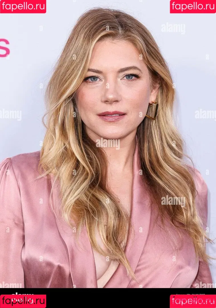 Katheryn Winnick / basic_instinct / katherynwinnick Onlyfans Photo Gallery 