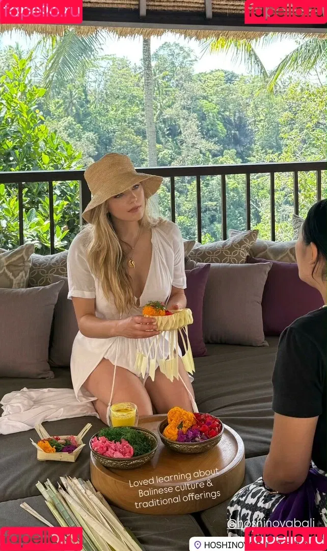 Katheryn Winnick / basic_instinct / katherynwinnick Onlyfans Photo Gallery 