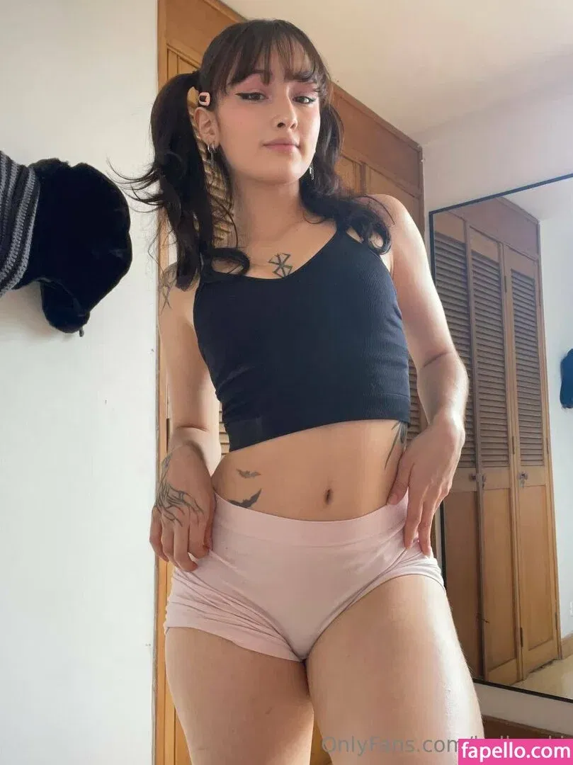 bellasuki / iambellasuki_ Onlyfans Photo Gallery 