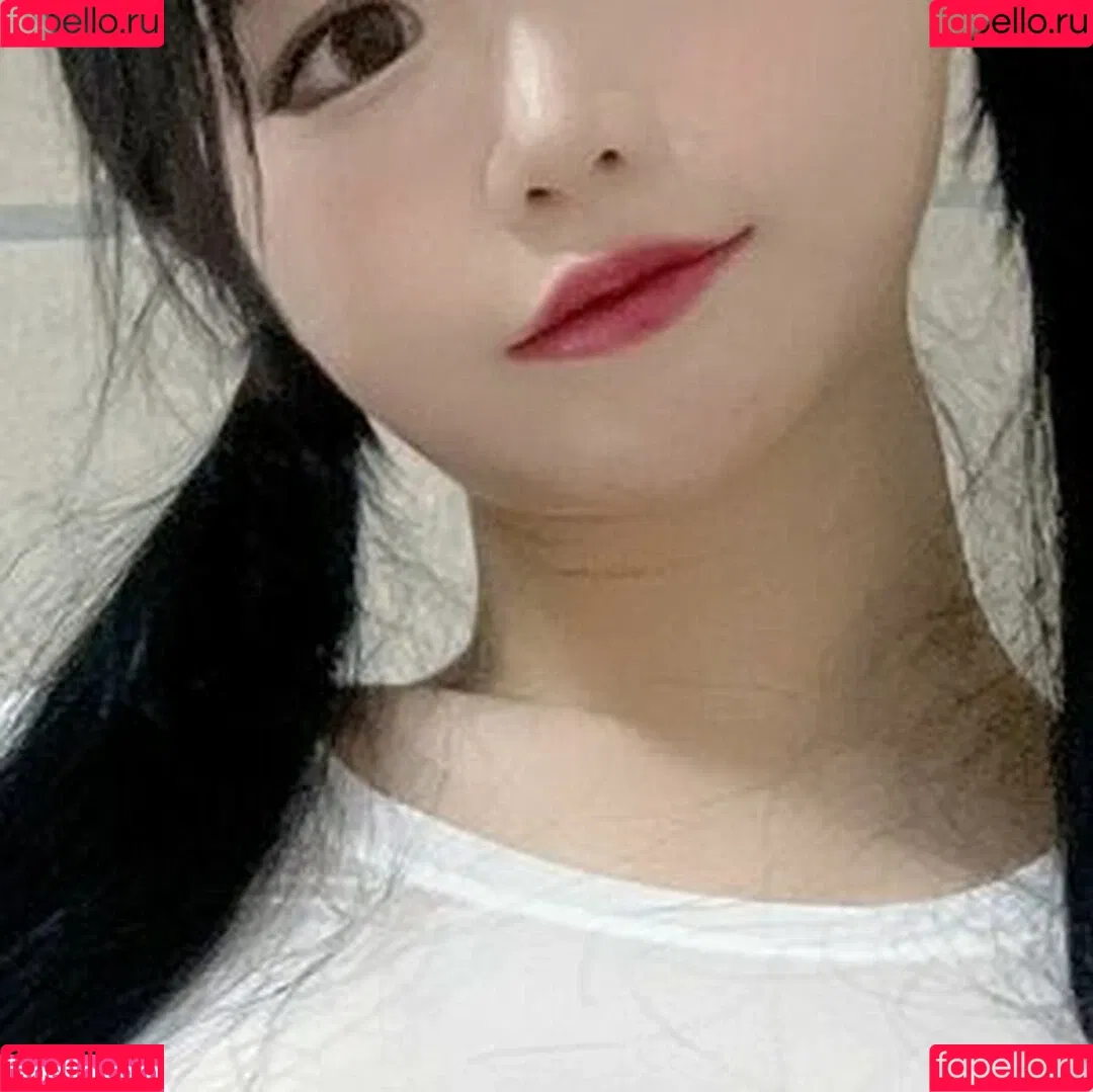 ad1yn2 Patreon / ad1yn2ii / addielyn Onlyfans Photo Gallery 