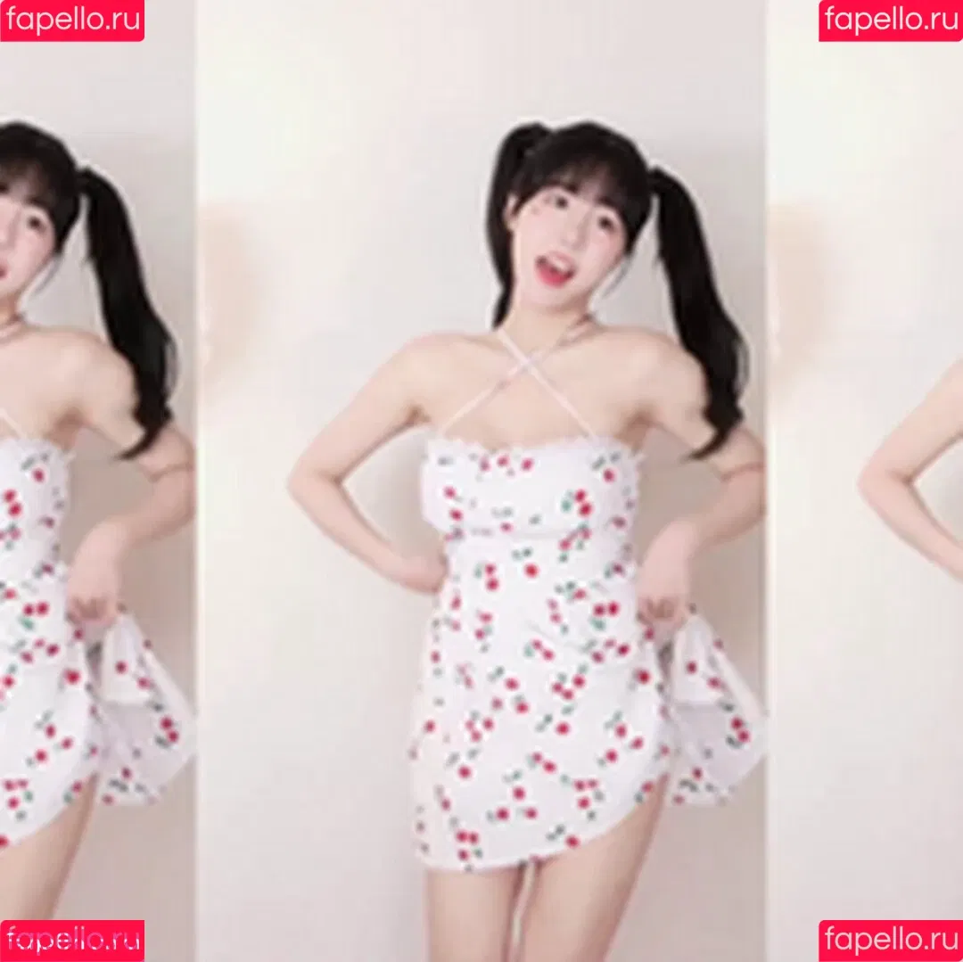 ad1yn2 Patreon / ad1yn2ii / addielyn Onlyfans Photo Gallery 