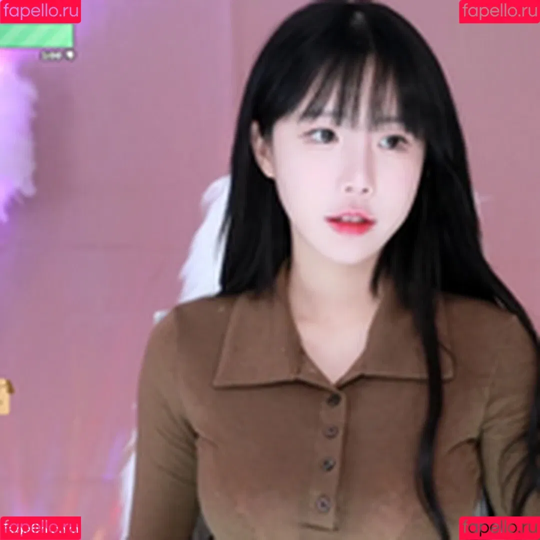 ad1yn2 Patreon / ad1yn2ii / addielyn Onlyfans Photo Gallery 