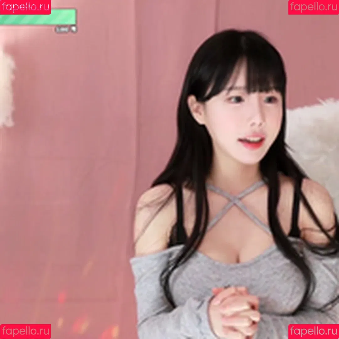 ad1yn2 Patreon / ad1yn2ii / addielyn Onlyfans Photo Gallery 