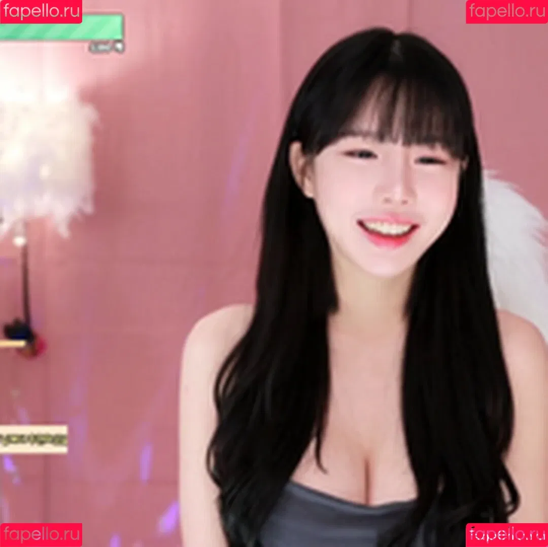 ad1yn2 Patreon / ad1yn2ii / addielyn Onlyfans Photo Gallery 