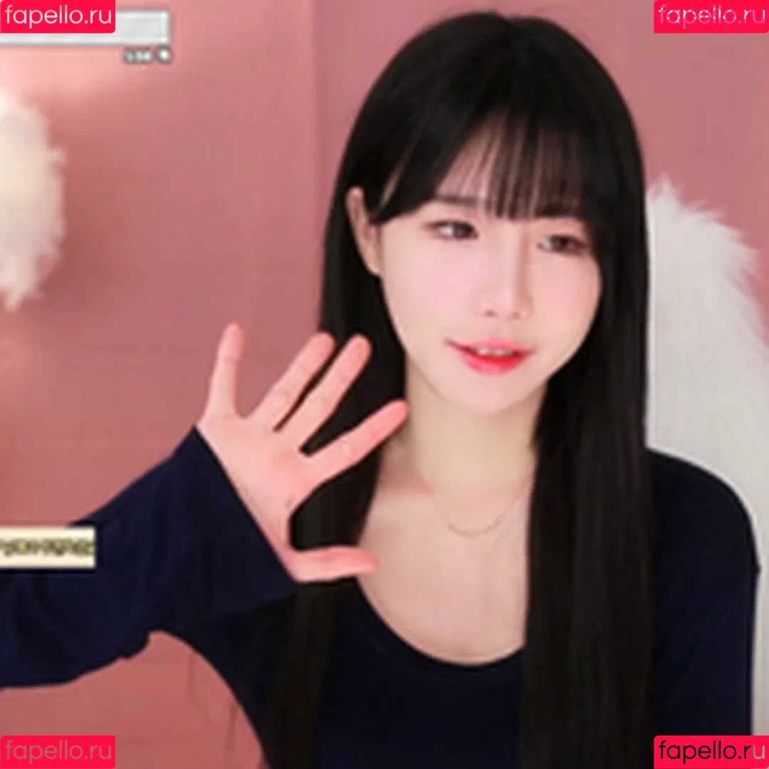 ad1yn2 Patreon / ad1yn2ii / addielyn Onlyfans Photo Gallery 