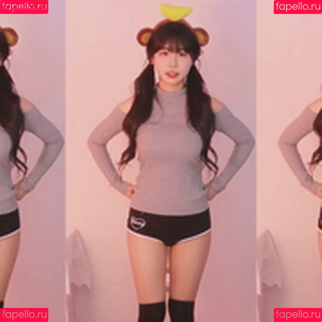 ad1yn2 Patreon / ad1yn2ii / addielyn Onlyfans Photo Gallery 