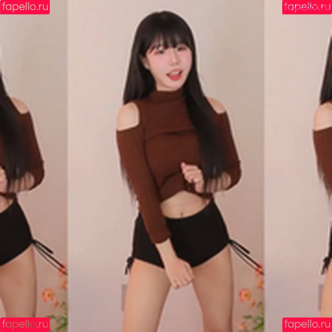 ad1yn2 Patreon / ad1yn2ii / addielyn Onlyfans Photo Gallery 