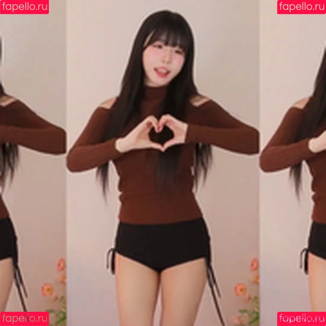 ad1yn2 Patreon / ad1yn2ii / addielyn Onlyfans Photo Gallery 
