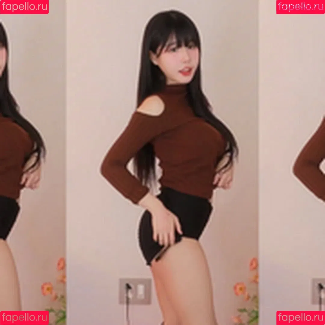 ad1yn2 Patreon / ad1yn2ii / addielyn Onlyfans Photo Gallery 