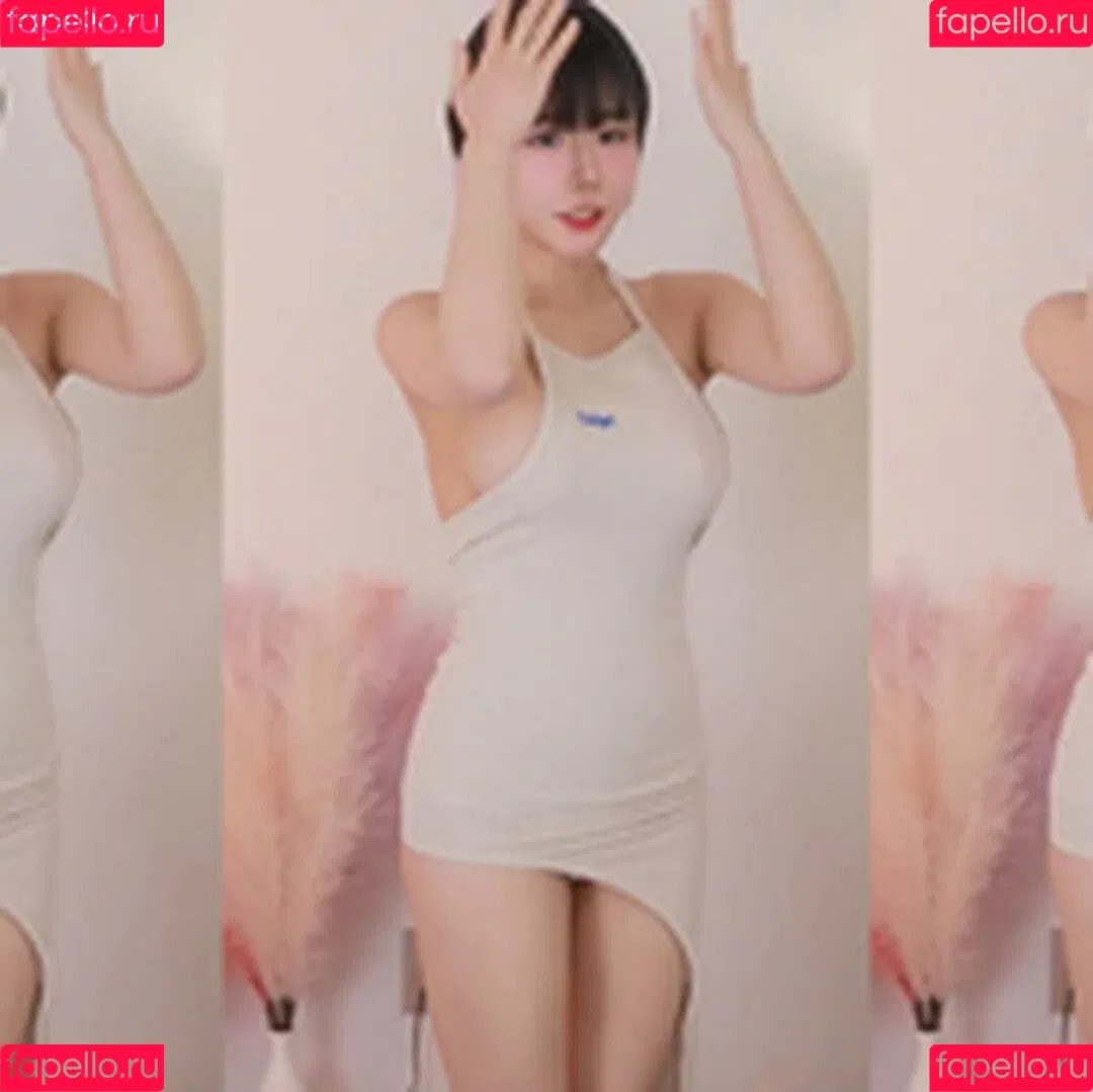 ad1yn2 Patreon / ad1yn2ii / addielyn Onlyfans Photo Gallery 