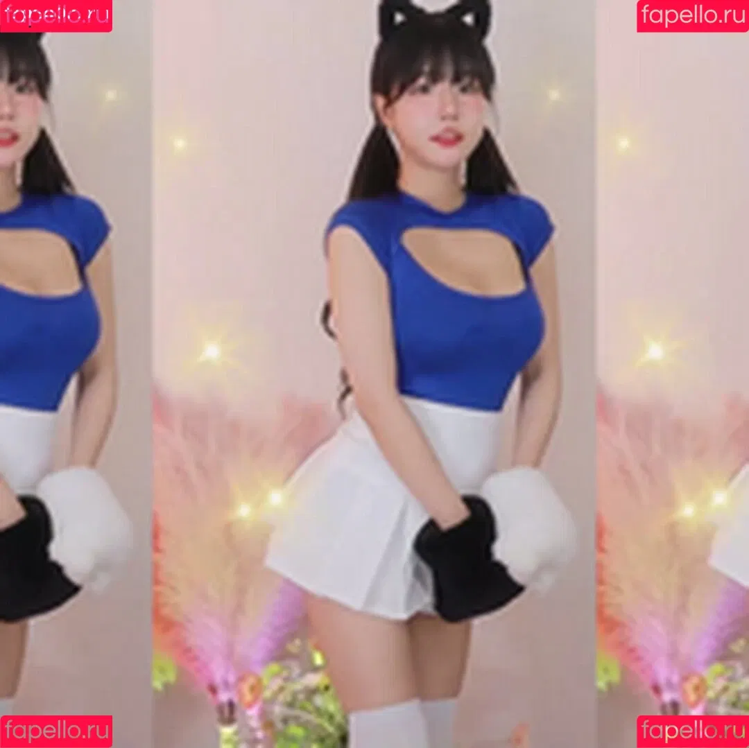 ad1yn2 Patreon / ad1yn2ii / addielyn Onlyfans Photo Gallery 
