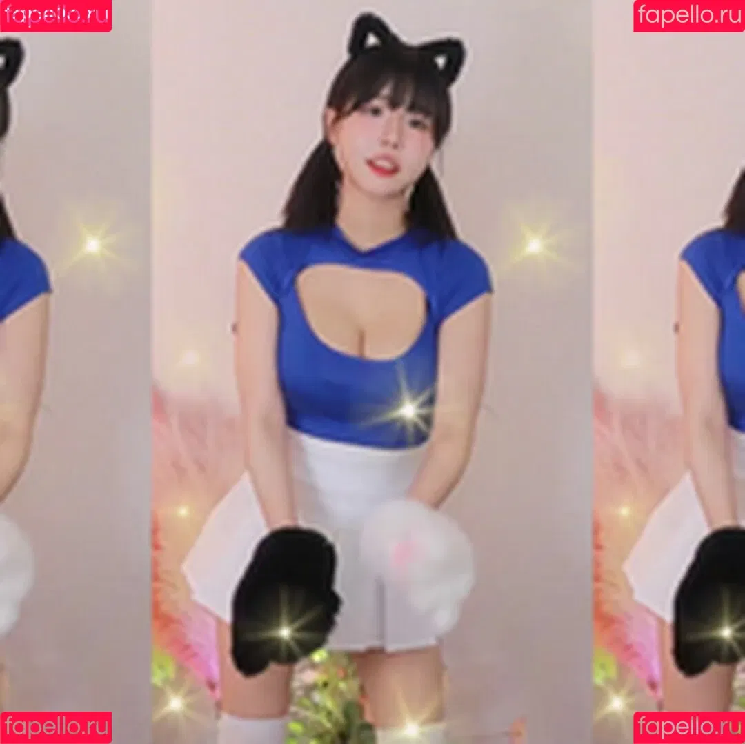 ad1yn2 Patreon / ad1yn2ii / addielyn Onlyfans Photo Gallery 