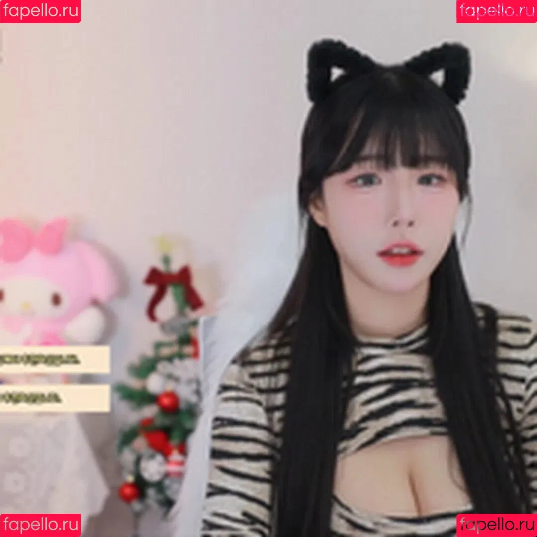 ad1yn2 Patreon / ad1yn2ii / addielyn Onlyfans Photo Gallery 
