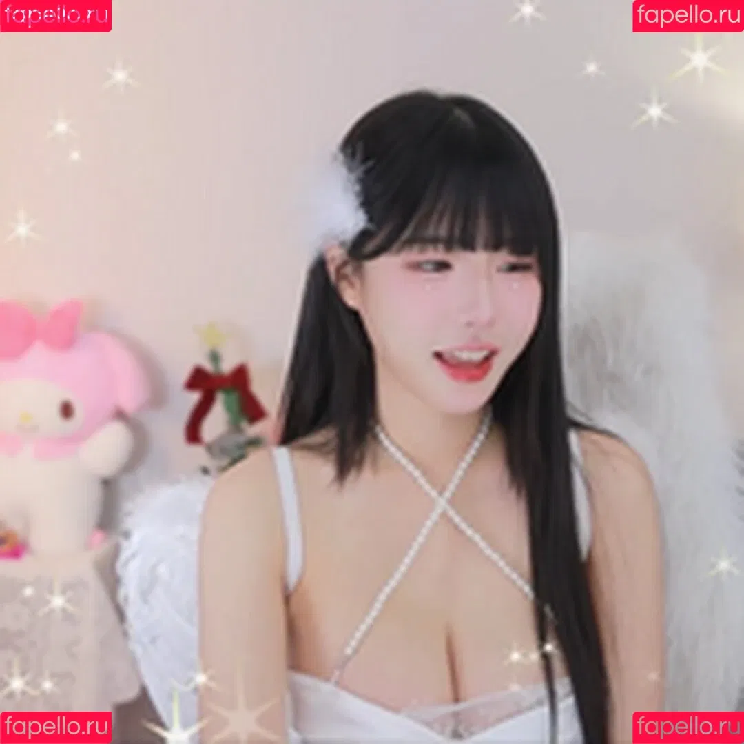 ad1yn2 Patreon / ad1yn2ii / addielyn Onlyfans Photo Gallery 