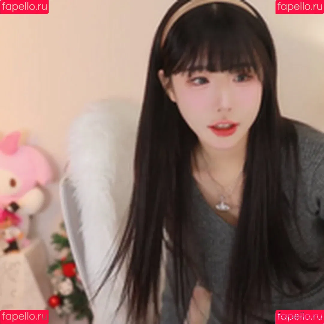 ad1yn2 Patreon / ad1yn2ii / addielyn Onlyfans Photo Gallery 