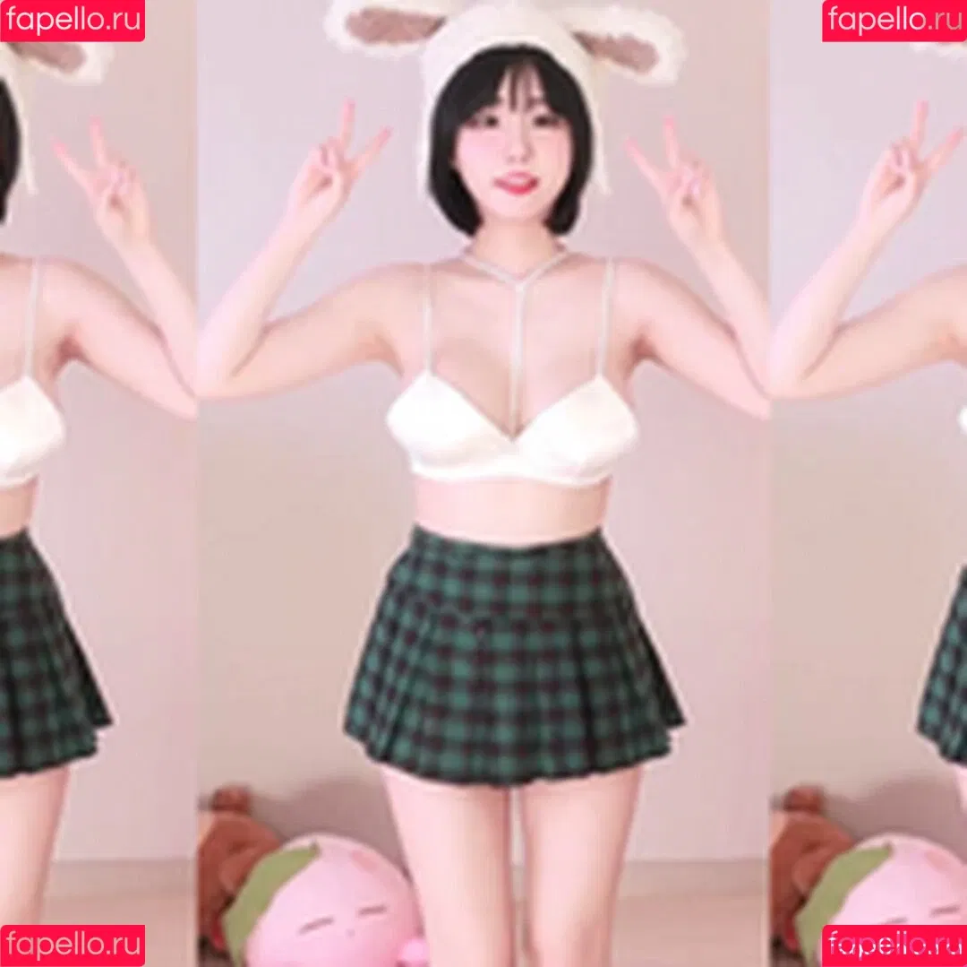 ad1yn2 Patreon / ad1yn2ii / addielyn Onlyfans Photo Gallery 