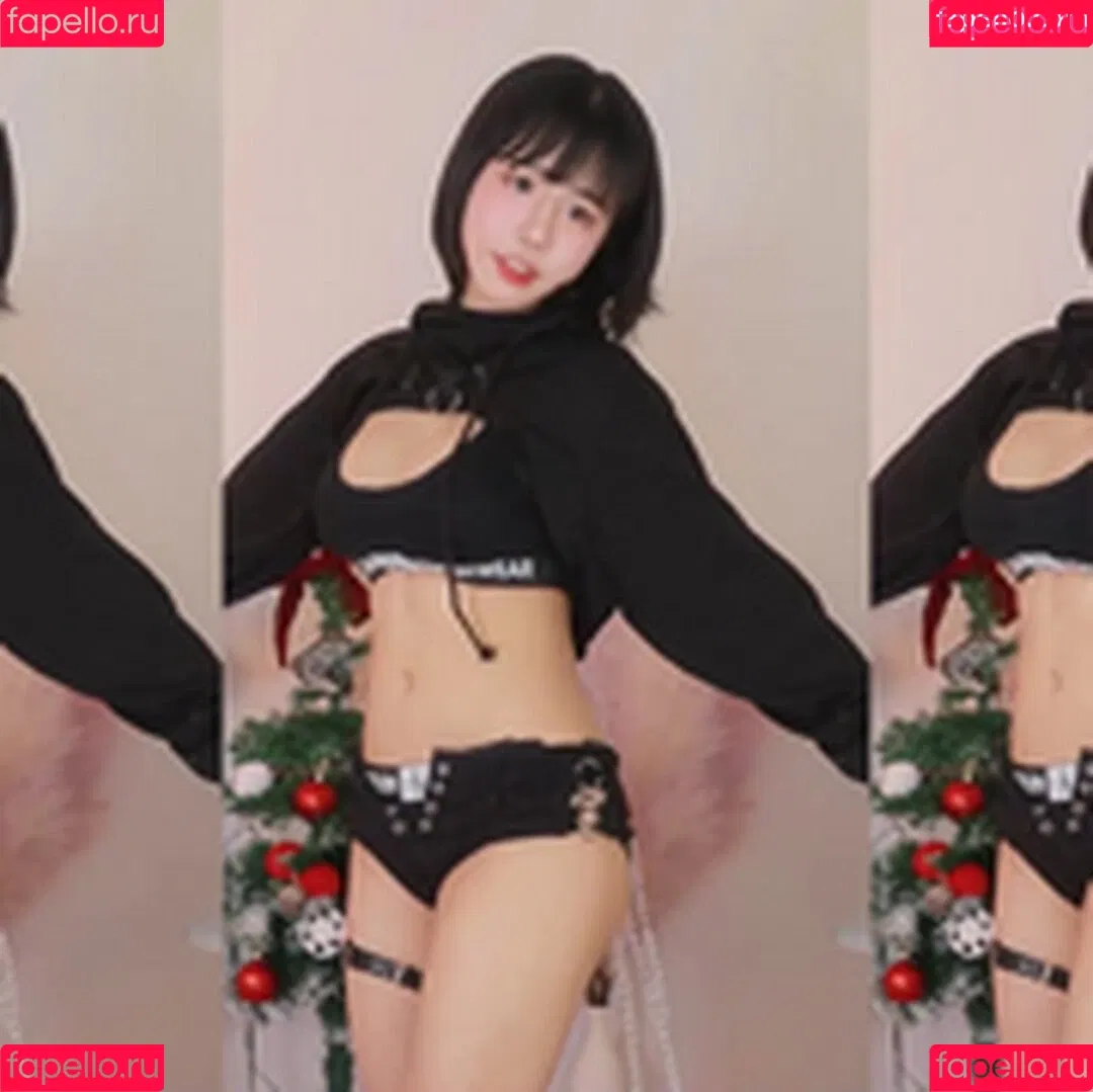 ad1yn2 Patreon / ad1yn2ii / addielyn Onlyfans Photo Gallery 