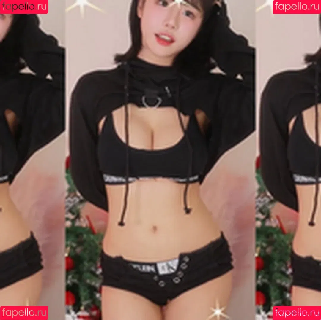 ad1yn2 Patreon / ad1yn2ii / addielyn Onlyfans Photo Gallery 