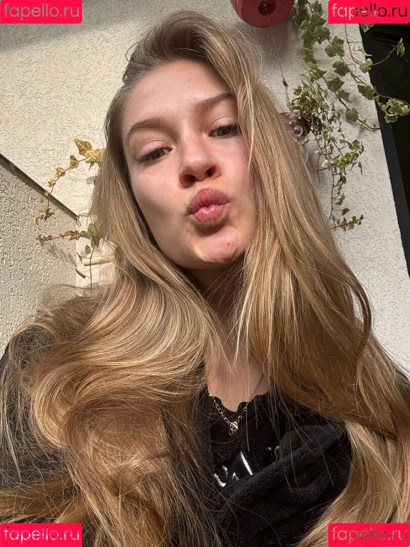 real_tiffany / real_tiffanytatum Onlyfans Photo Gallery 