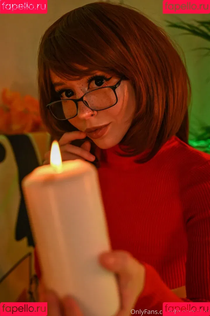 AliceBong / HheadShhot Onlyfans Photo Gallery 