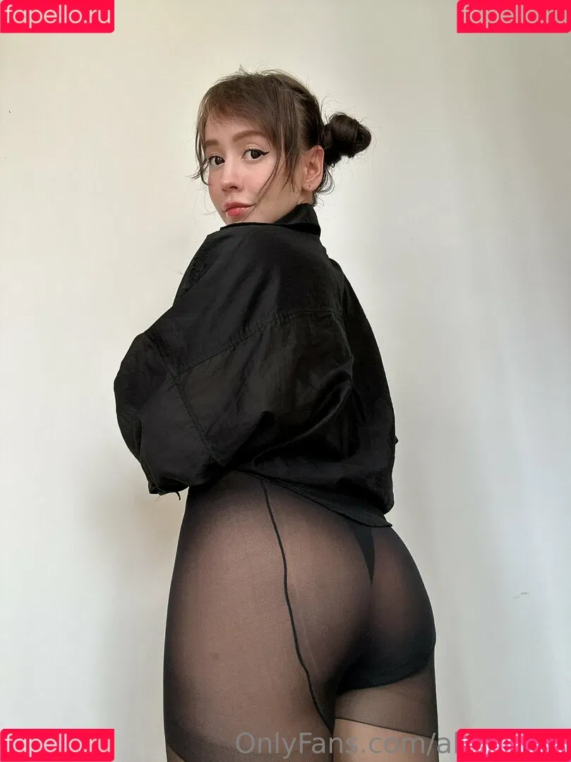 AliceBong / HheadShhot Onlyfans Photo Gallery 