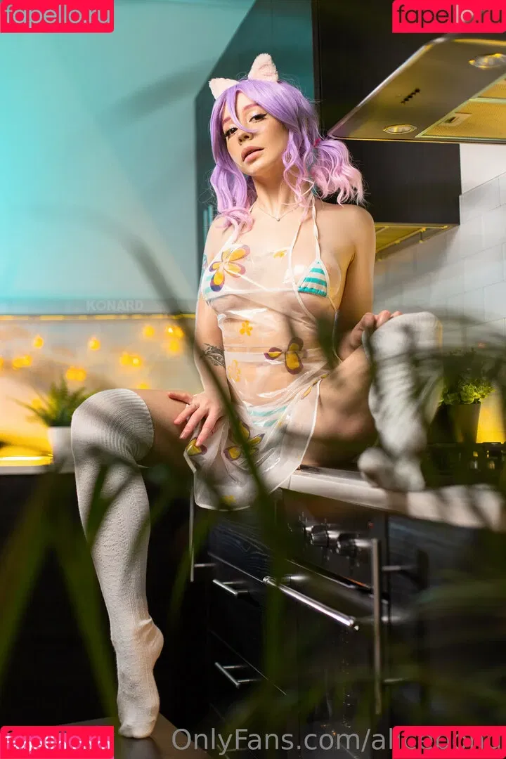 AliceBong / HheadShhot Onlyfans Photo Gallery 