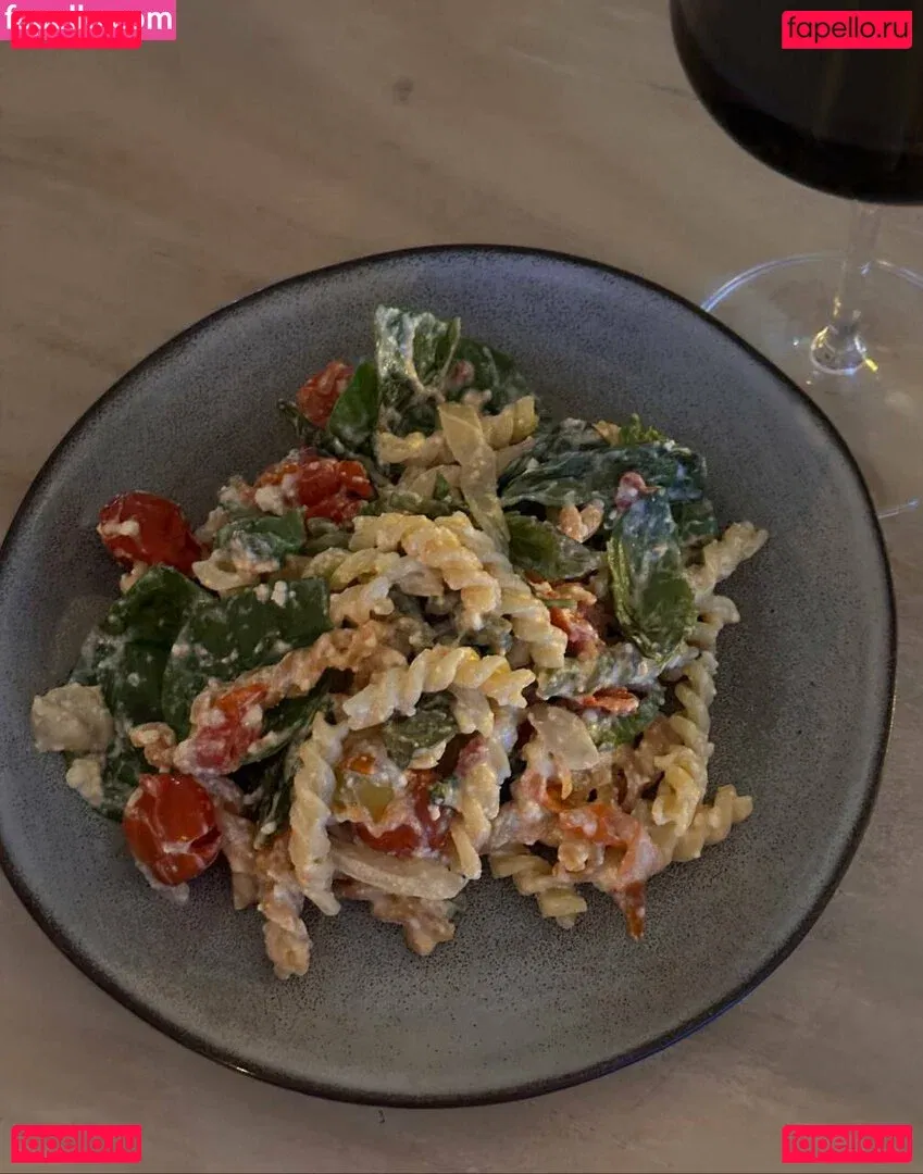 AliceBong / HheadShhot Onlyfans Photo Gallery 