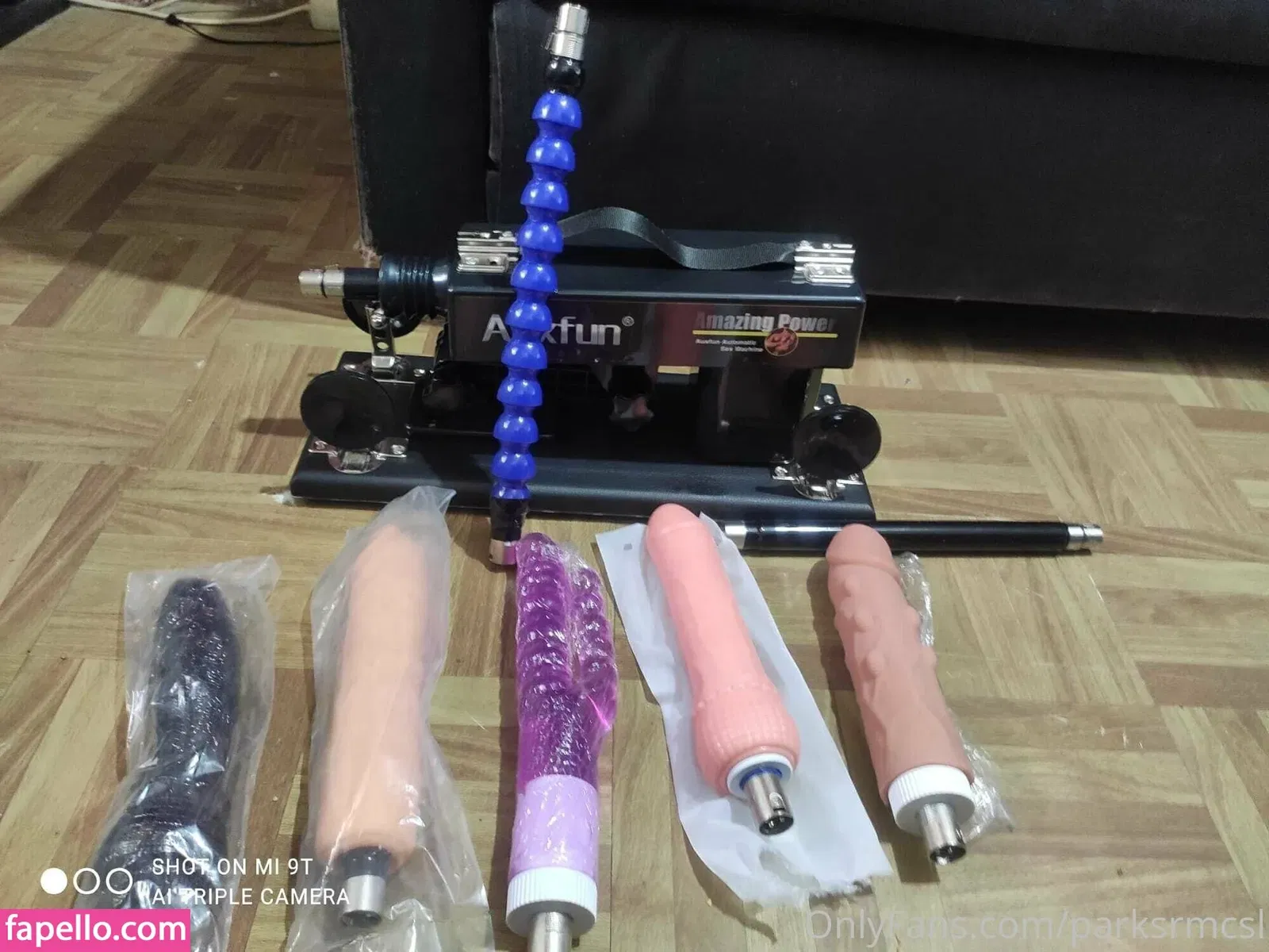 parksrmcsl / socalsaraspal Onlyfans Photo Gallery 