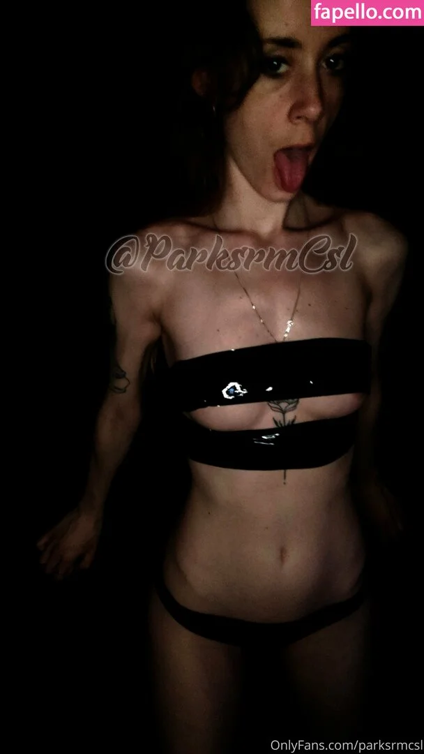 parksrmcsl / socalsaraspal Onlyfans Photo Gallery 