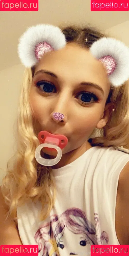 garnets.and.roses / realgarnetrose Onlyfans Photo Gallery 