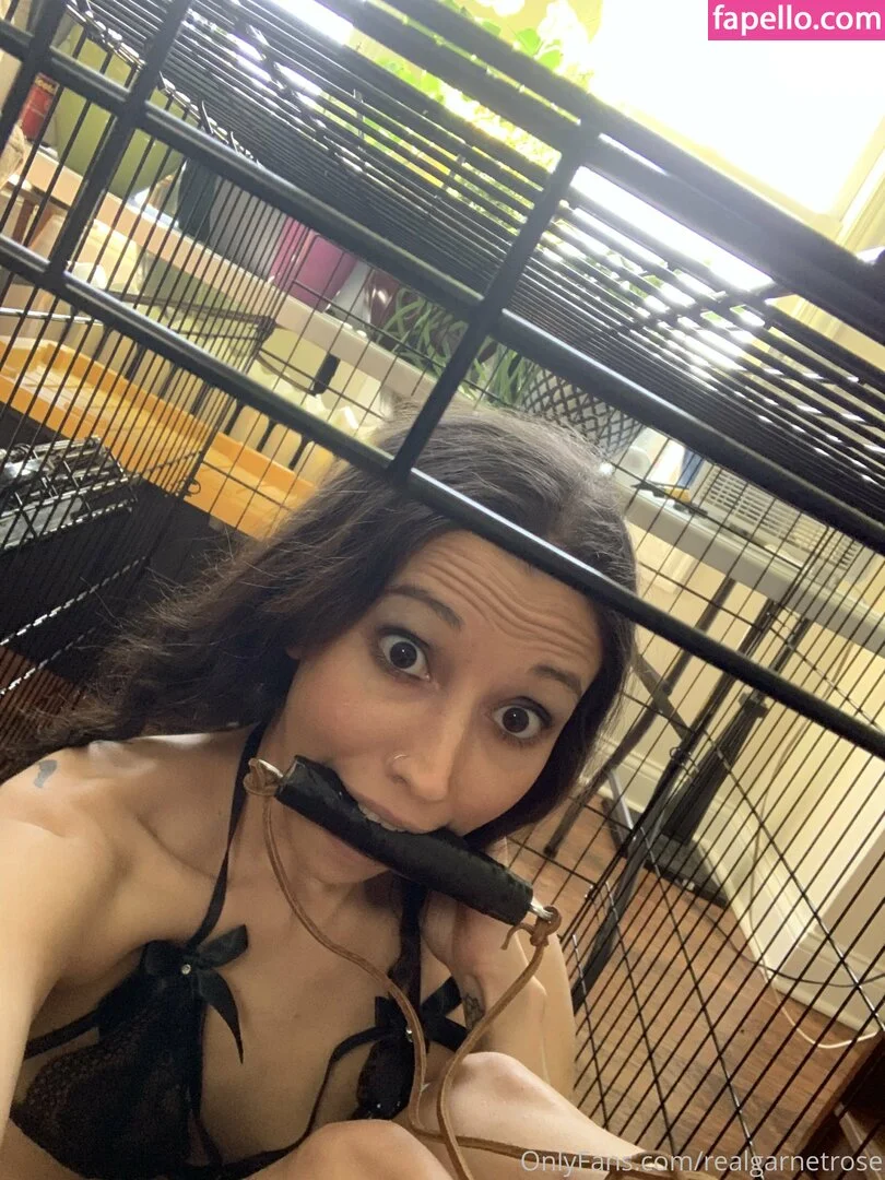 garnets.and.roses / realgarnetrose Onlyfans Photo Gallery 