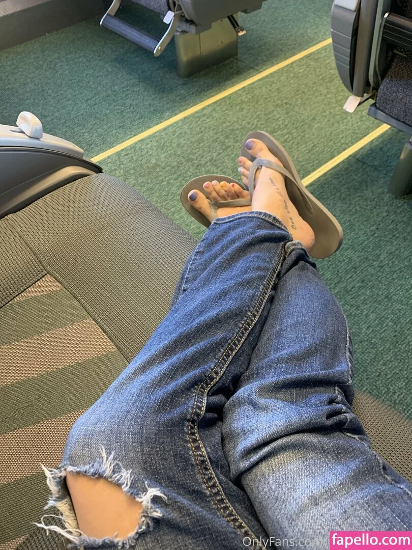 garnets.and.roses / realgarnetrose Onlyfans Photo Gallery 