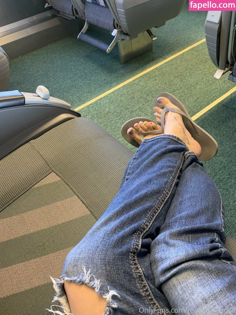 garnets.and.roses / realgarnetrose Onlyfans Photo Gallery 