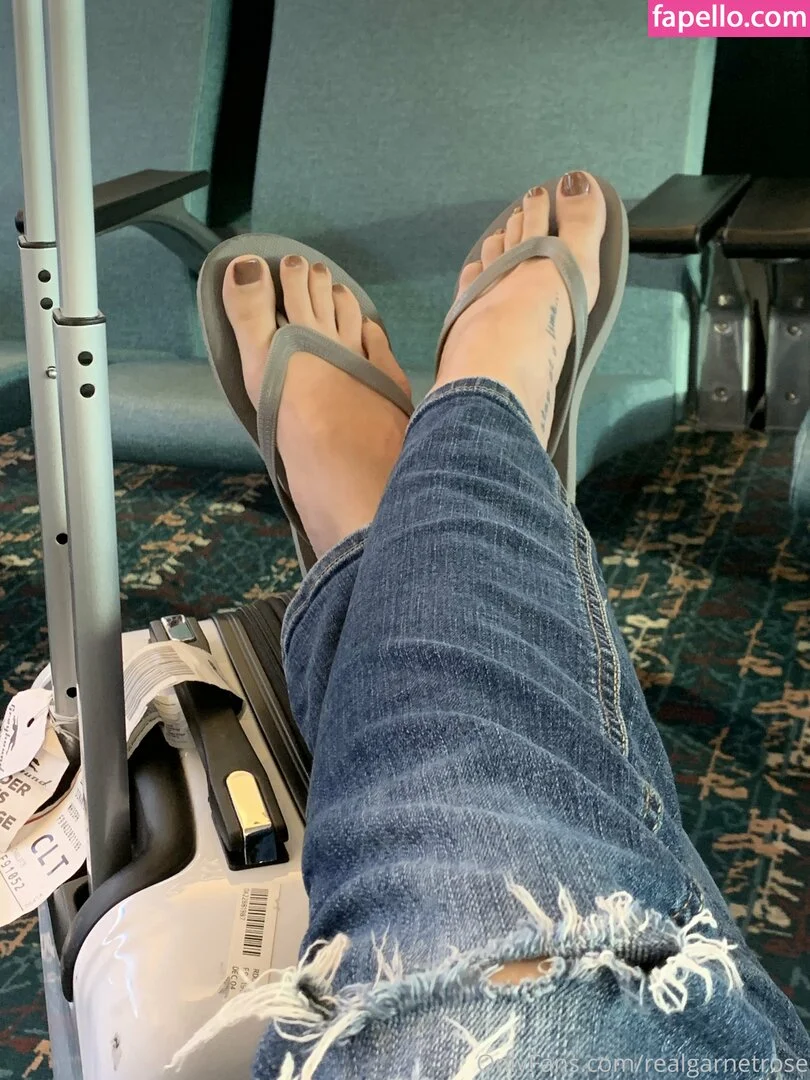 garnets.and.roses / realgarnetrose Onlyfans Photo Gallery 